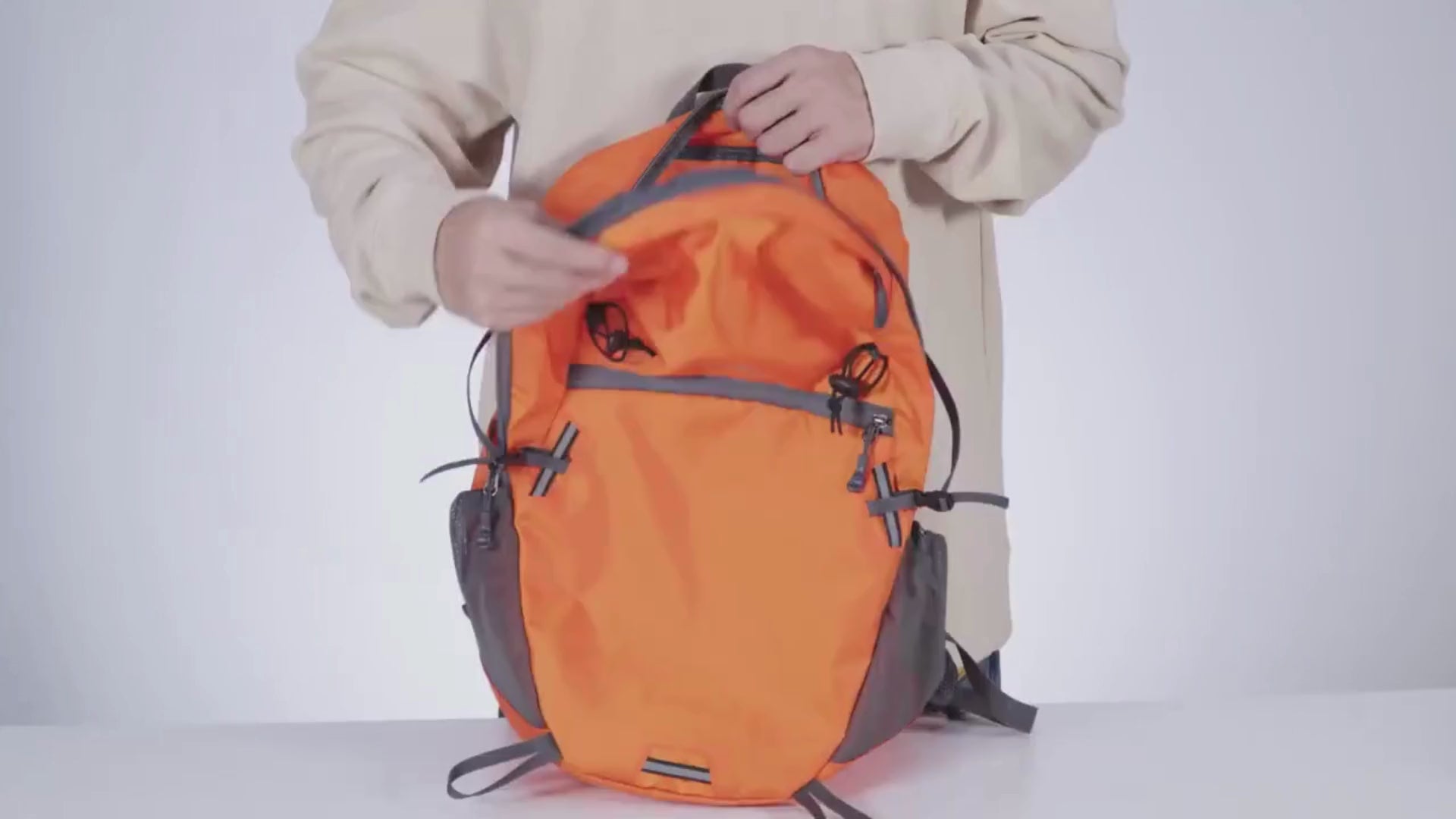 FlexPack Urban – Less Bag Chaos. More Peace of Mind
